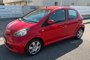 Toyota aygo 1.0 benzina 2007 neopatentati