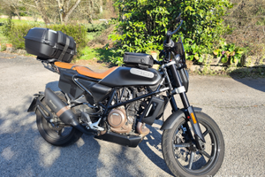 Husqvarna svartpilen 701