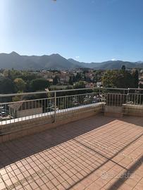 Attico grande terrazza