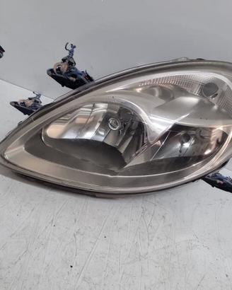 Faro fanale sinistro lancia y lancia musa 2006