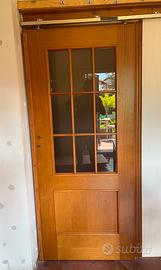 Porte interne in legno o legno e vetro