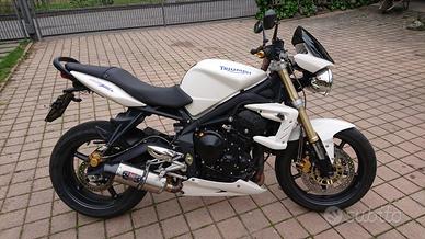 Triumph Street Triple 675