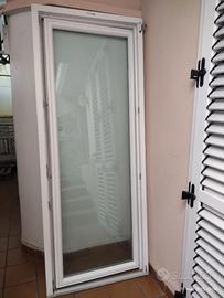 Porta in PVC bianco € 200