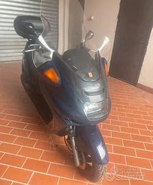 Majesty 250 dx Anno 98