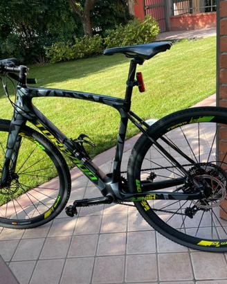 Bici Gravel Torpado carbonio