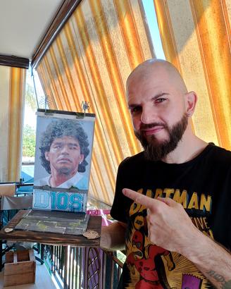 LARGO Maradona 