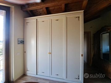 Armadio 4 ante scorrevoli laccato panna
