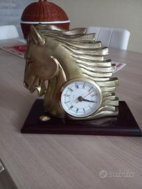 Orologio testa di cavallo