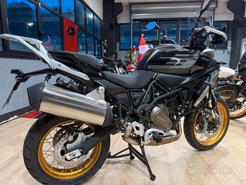 QJ Motor SRT 700 SX Nuova PROMO -€500,00