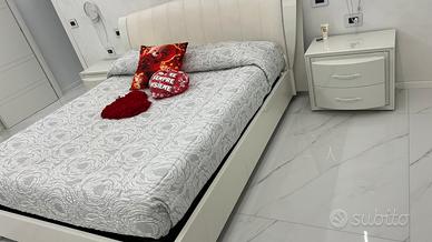 Camera matrimoniale compreso il materasso