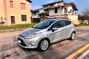 Ford Fiesta 1.2 82cv 