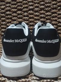 Alexander McQueen Oversized – Bianco/Nero – Unisex