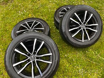Cerchi Mak 235 55 R17 più gomme ottimi