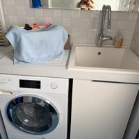 Arredo lavanderia in perfette condizioni