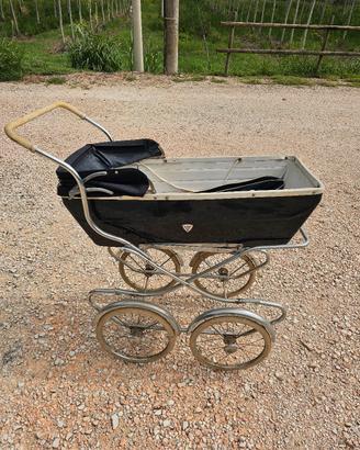 carrozzina vintage anni 60