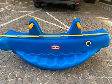 Dondolo da giardino little tikes