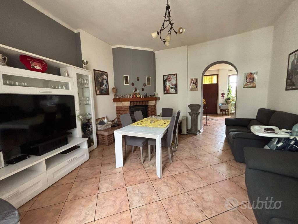 Appartamento – Vercelli, Porta Torino, L'Isola - Vista 3