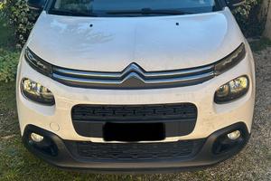 Macchina neopatentati