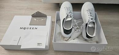 Alexander McQueen 47