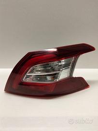Fanale posteriore dx peugeot 308 berlina 2013>2021