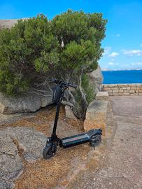 LAOTIE ES10 Monopattino elettrico 