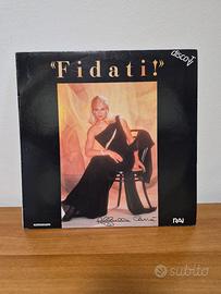 LP vinile Fidati di Raffaella Carrà 