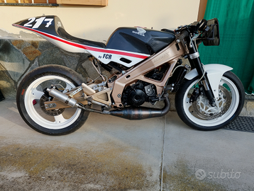 Honda Nsr pista-salita