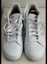 Adidas Grand court 