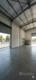 Locale deposito 130 metri