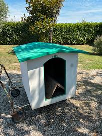 Cuccia in cemento per cani di taglia grande