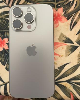 iphone 15 pro 256 gb pari al nuovo