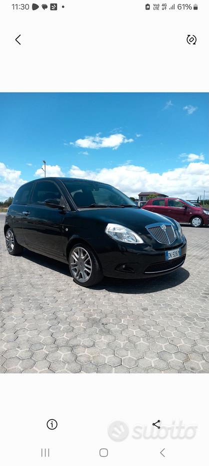 LANCIA Ypsilon