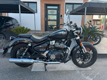 Royal enfield super meteor 650 - 2023