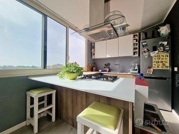 Luminoso appartamento trilocale con ascensore