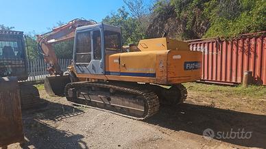 ESCAVATORE CINGOLATO USATO FH 200