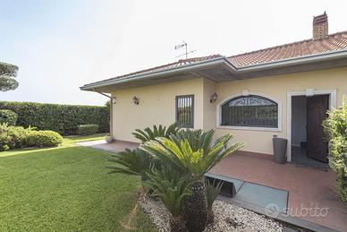 Rif.AL308- villa a schiera mascalucia