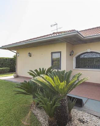 Rif.AL308- villa a schiera mascalucia