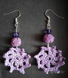 orecchini realizzati a uncinetto 