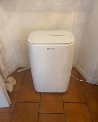 Climatizzatore portatile monoblocco