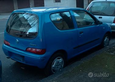 FIAT 600