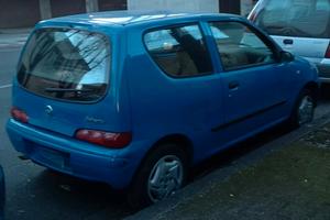 FIAT 600