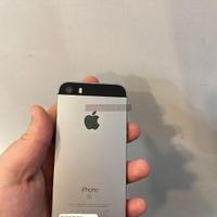 IPhone SE 2016 black 6552