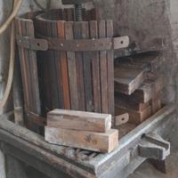 Antico torchio per uva 