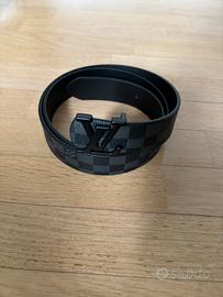 cintura lv nera