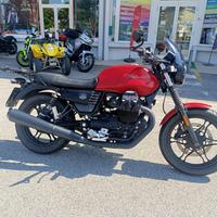 MOTO GUZZI V7 V7 III STONE