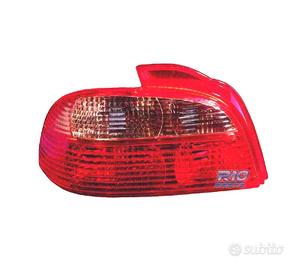 FANALE SINISTRO PER TOYOTA AVENSIS 00-03