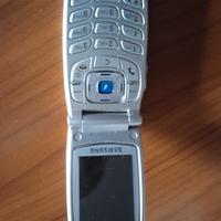Samsung SGH-S500, un classico a conchiglia.