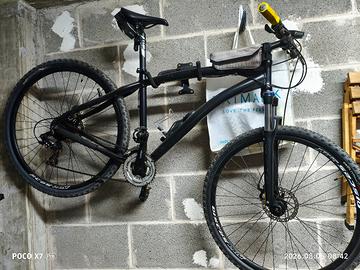 Bicicletta muntabike 