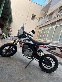 Rieju 125 mrt