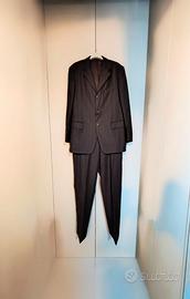 Elegante abito da uomo in pura lana vergine Reda,